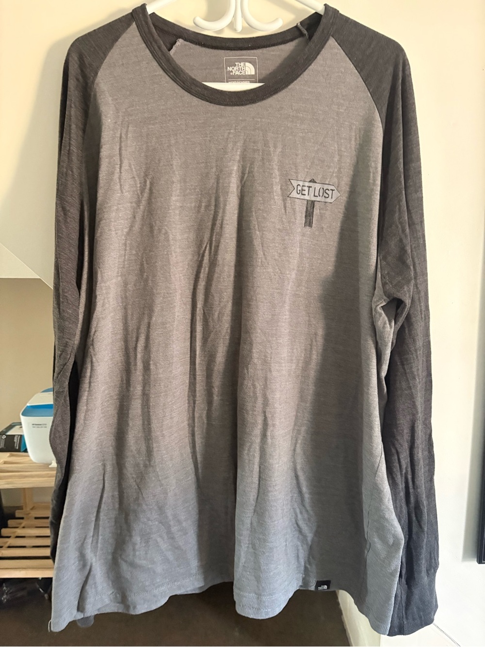The North Face Men's 'Get Lost' Long-Sleeve Raglan Shirt - Gray
